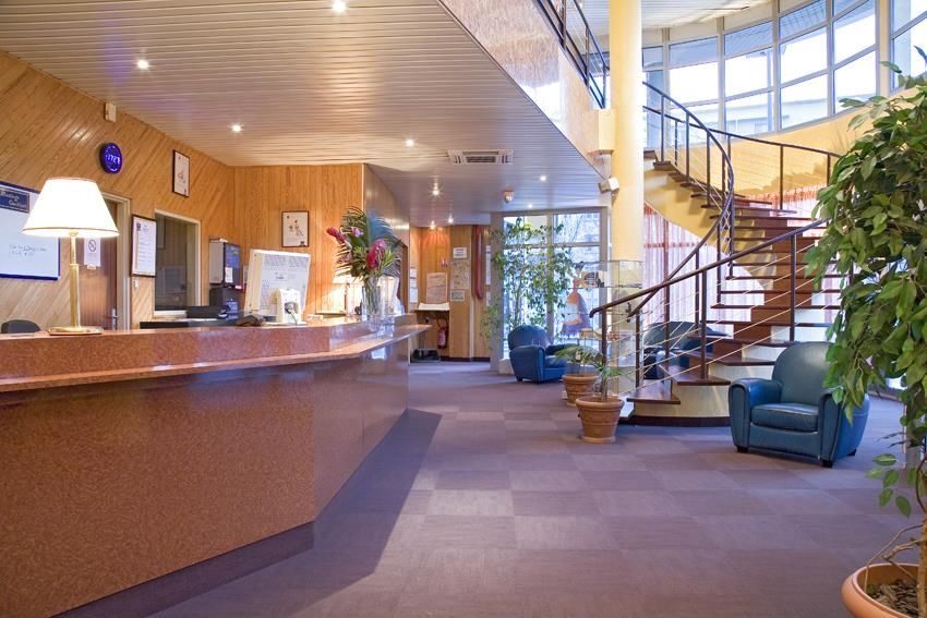 Hotel Kyriad Tours St Pierre Des Corps Gare Сен-Пиер-де-Кор Интериор снимка